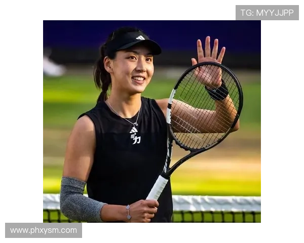 世界网球巡回赛新赛季揭幕 大牌选手纷纷亮相争夺冠军荣耀 世界网球巡回赛新赛季揭幕 大牌选手纷纷亮相争夺冠军荣耀