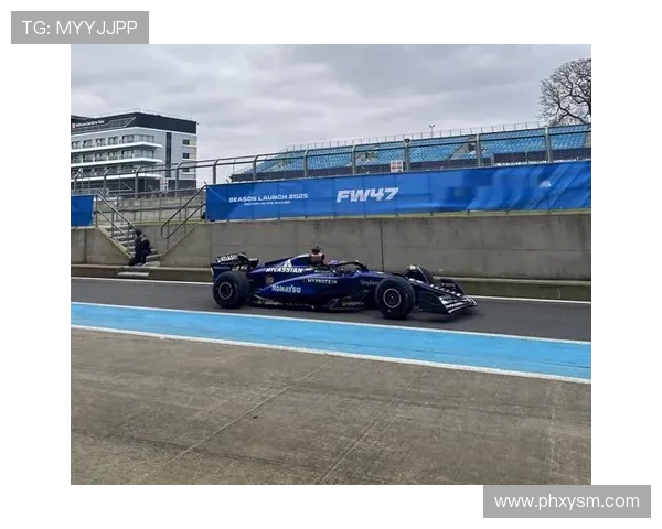 新赛季F1车队格局突变引发车迷热议与冠军争夺悬念持续升级势 新赛季F1车队格局突变引发车迷热议与冠军争夺悬念持续升级势