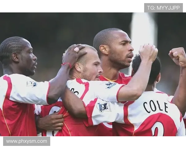 曼联足球俱乐部辉煌历程与未来发展展望分析