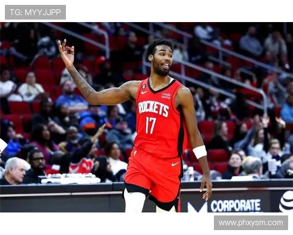 火箭队迎来新赛季挑战 多名球员表现亮眼备受期待